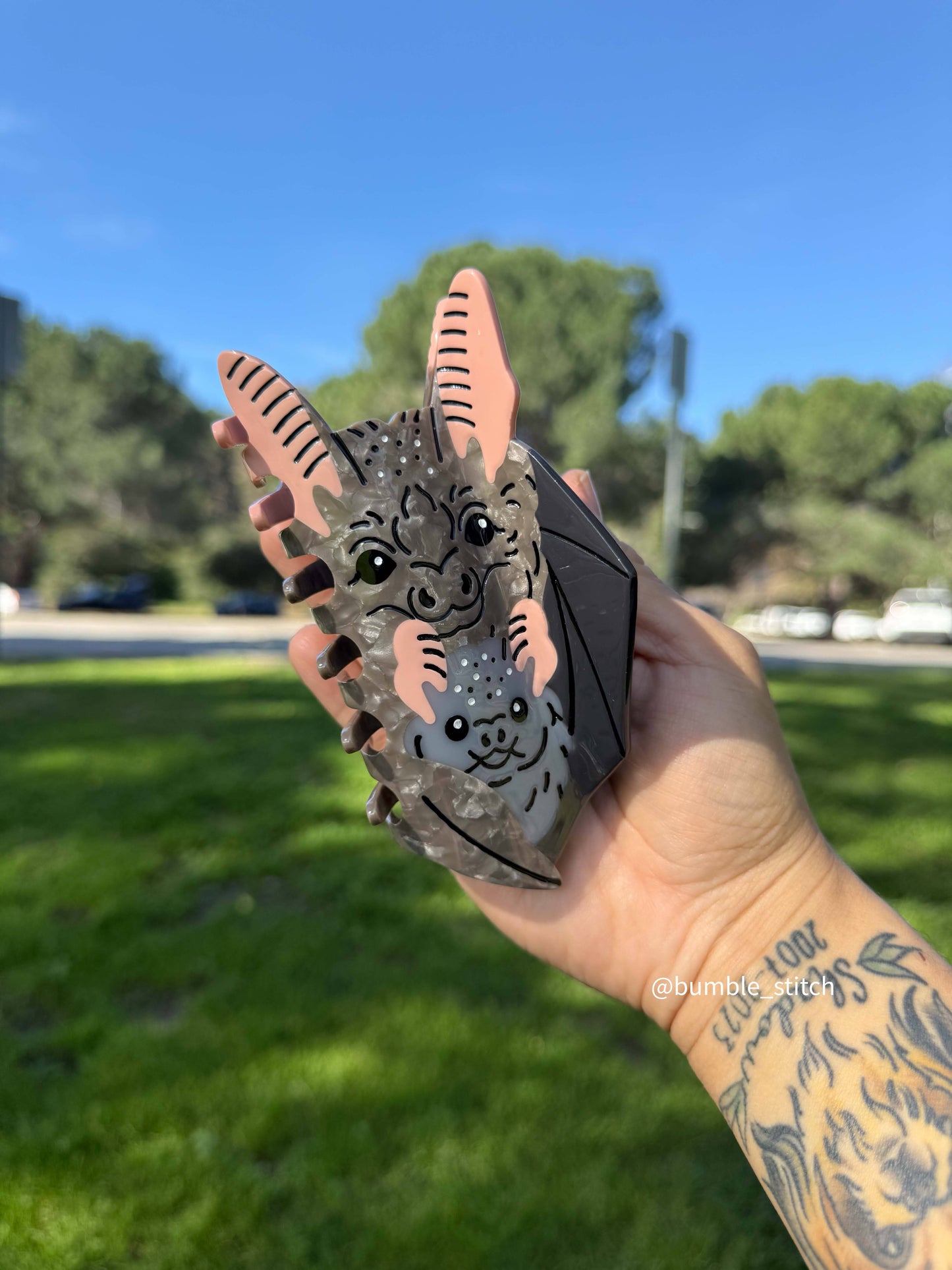 Bat Hair Claw