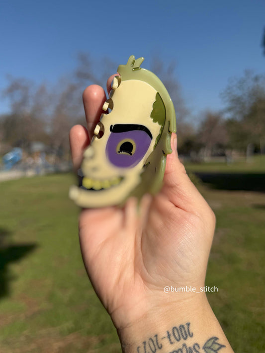 Beetle Hair Claw